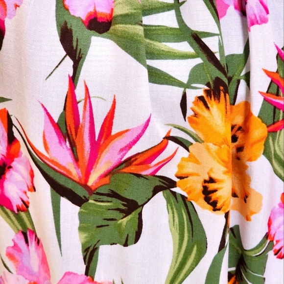 INC International Concepts White Floral Sleeveless Blouse - Picture 7 of 9